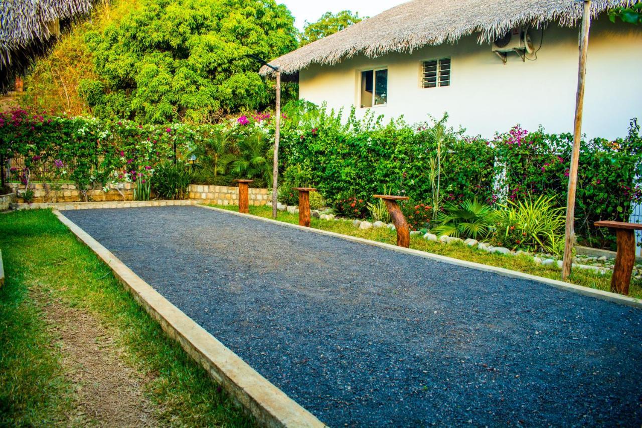 Tiako Villas Ambondrona  Экстерьер фото